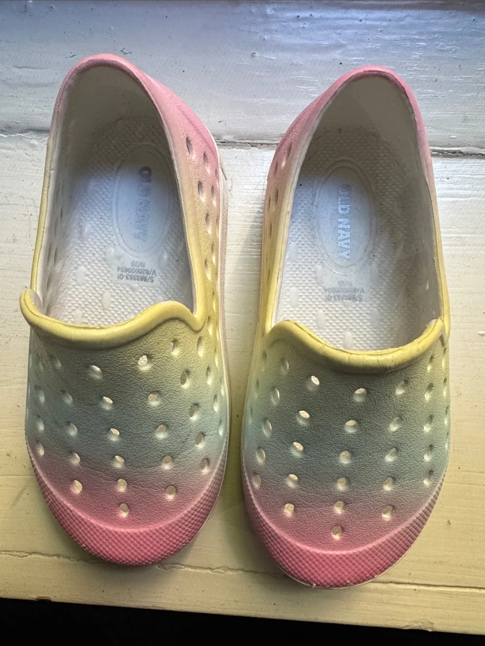 Old Navy Kids Gradient Slip-On Water Shoes - Pink, Yellow, Blue